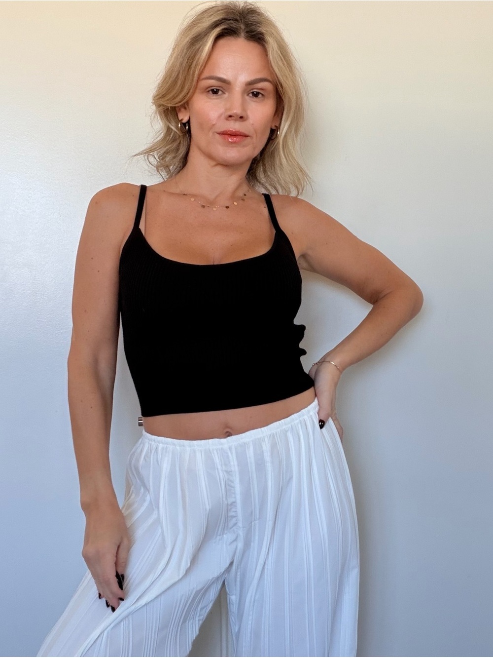 Almina Concept Black Ribbed Cropped Tank Top